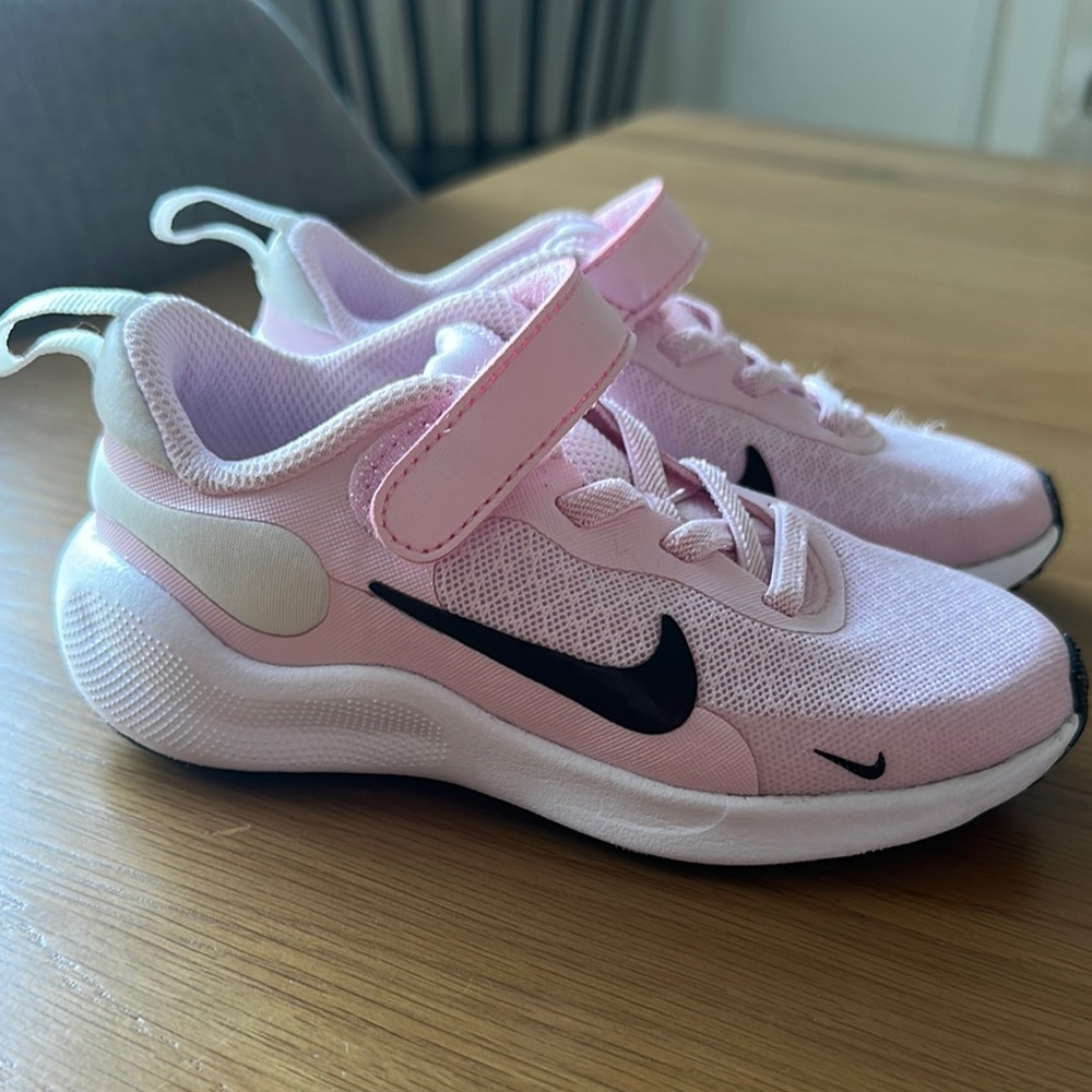Nike Kids Pink Sneakers Size 9